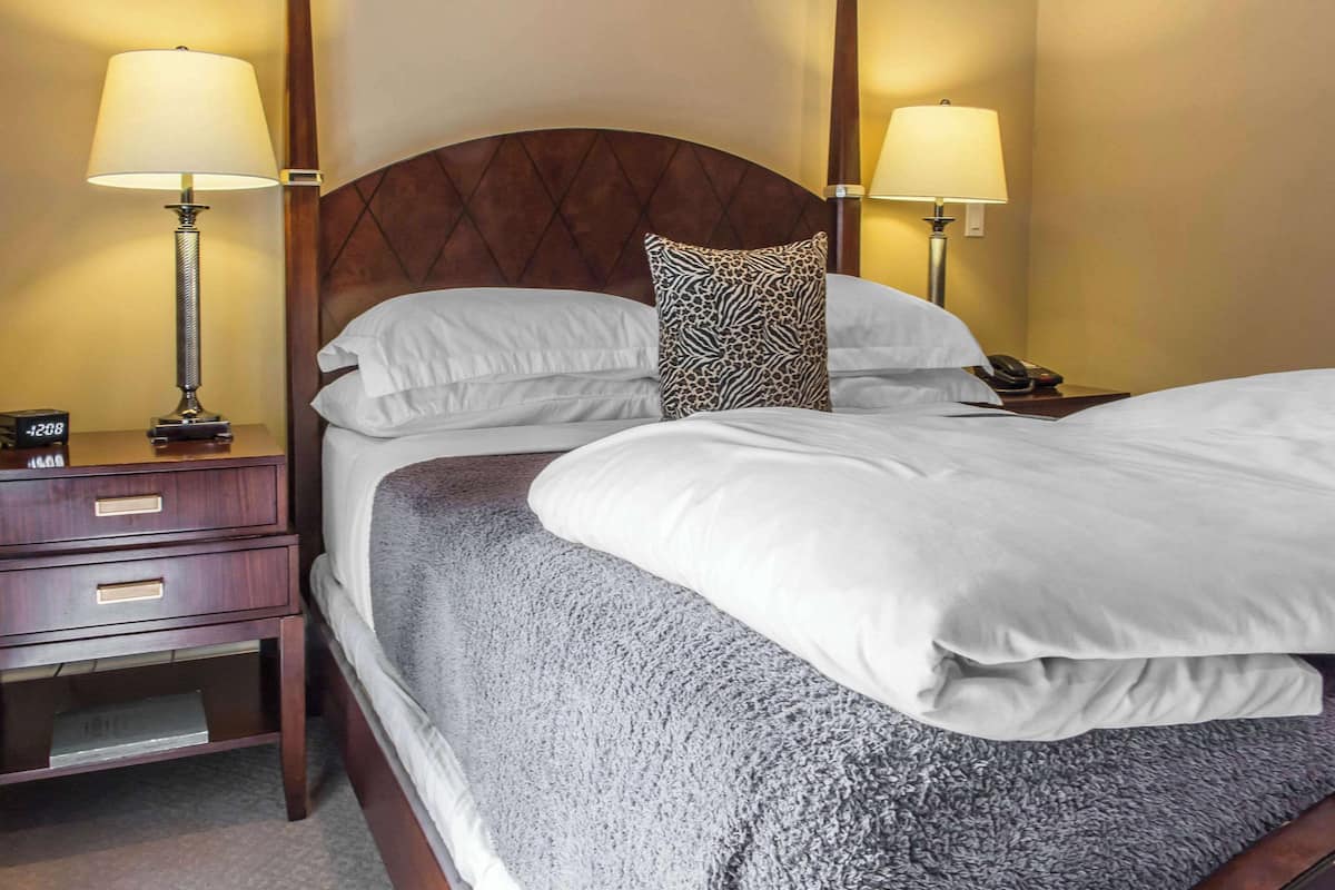 Habitación estándar, 1 cama Queen size, para no fumadores | Sábanas italianas Frette, ropa de cama de alta calidad y edredón