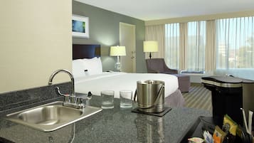 Studio Suite, 1 King Bed | Living area | 39-inch flat-screen TV with cable channels, TV
