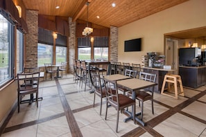 فطور مجهز للتنقل مجانًا يوميًا