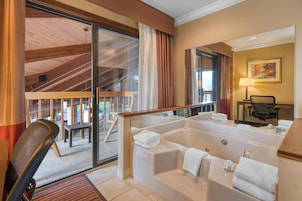 Tabla de planchar con plancha, wifi y ropa de cama