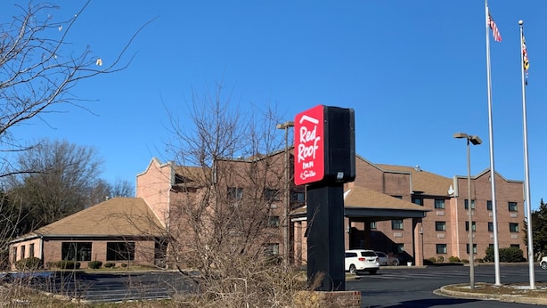 Exterior - Red Roof Inn & Suites Chestertown (Chestertown)