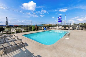 Seasonal outdoor pool