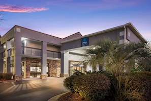 Exterior - Clarion Pointe Forsyth I-75 (Forsyth)