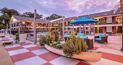 The Guest Lodge Gainesville