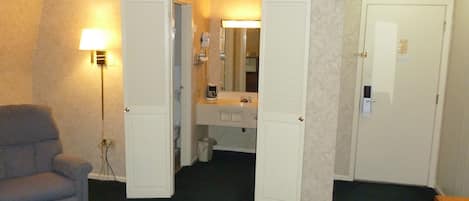 Free WiFi, alarm clocks