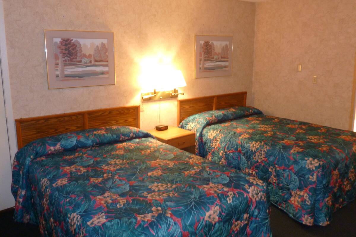 Room, 2 Double Beds, Non Smoking | WiFi (free), alarm clocks
