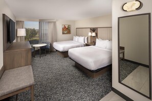 Egyptian cotton sheets, premium bedding, down duvets, pillow-top beds - DoubleTree by Hilton Murfreesboro (Murfreesboro)