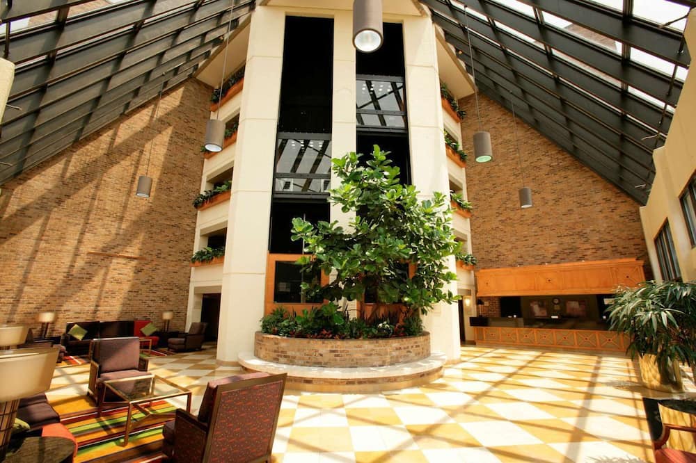 DoubleTree by Hilton Murfreesboro