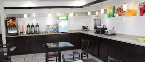 Desayuno continental incluido todos los días