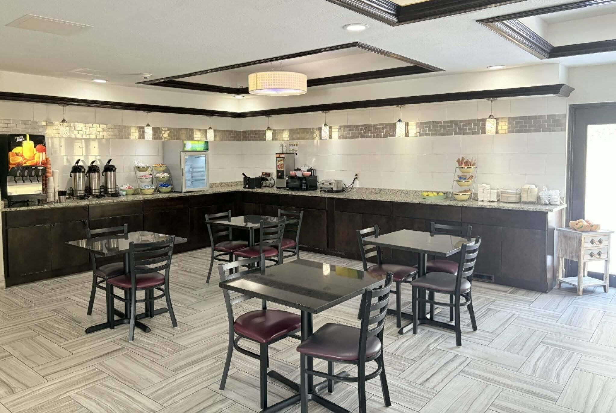 Free daily continental breakfast