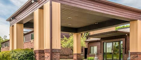 EntrĂ©e de lâhĂ©bergement