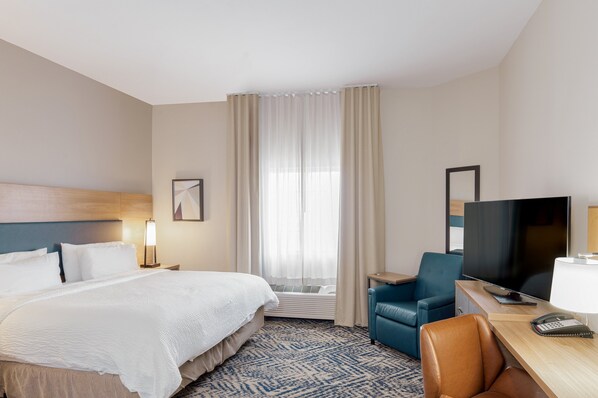 In-room safe, desk, laptop workspace, iron/ironing board