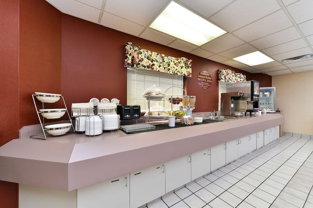 Americas Best Value Inn & Suites Morrow Atlanta