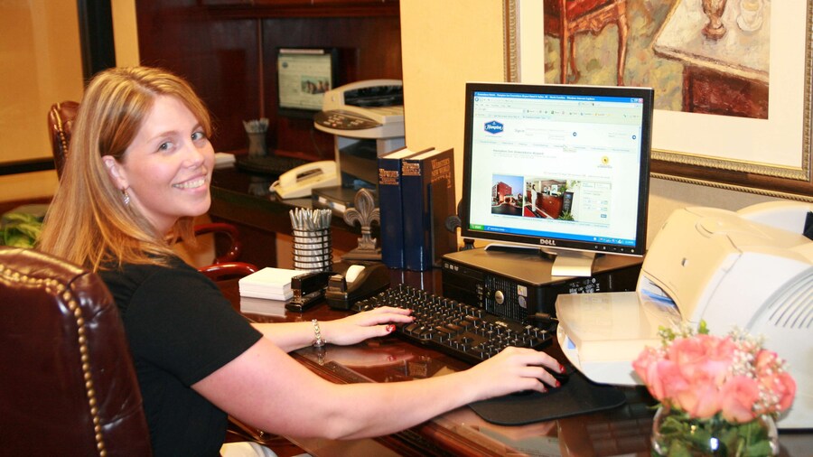 Hampton Inn Greensboro-Airport