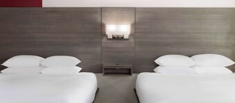 Ramada by Wyndham Medford Airport North