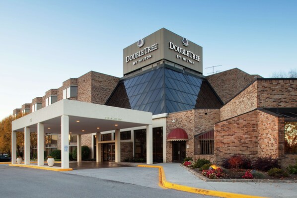 Exterior - DoubleTree by Hilton Hotel Oak Ridge - Knoxville (Oak Ridge)
