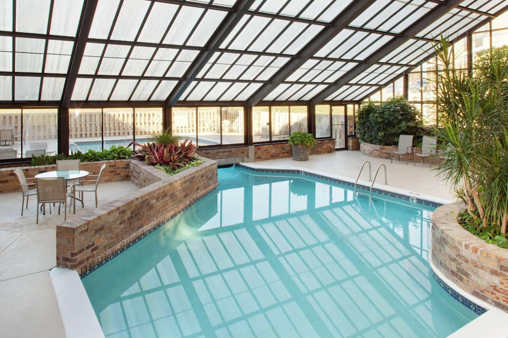 DoubleTree by Hilton Hotel Oak Ridge - Knoxville