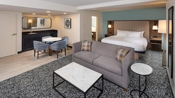 Junior Suite, 1 King Bed with Sofa bed | Living area | 37-inch LCD TV with digital channels, TV