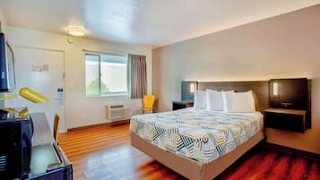 Desk, free WiFi, bed sheets