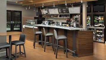 Breakfast and dinner served