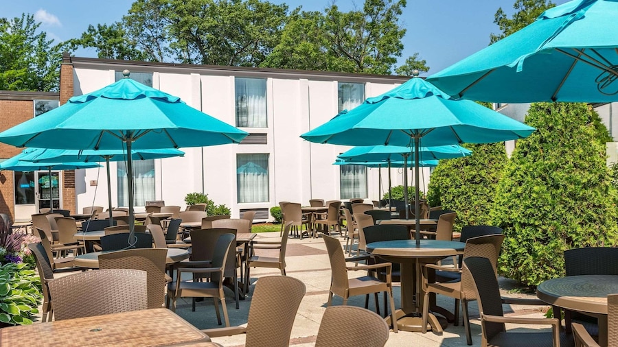 Country Inn & Suites by Radisson, Traverse City, MI