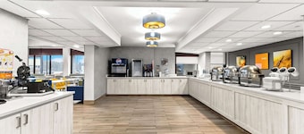 Comfort Inn & Suites Evansville Airport