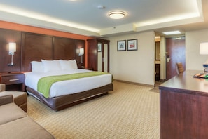 Standaard studio suite, 1 kingsize bed met slaapbank, niet-roken | Pillowtop-bedden, een bureau, verduisterende gordijnen
