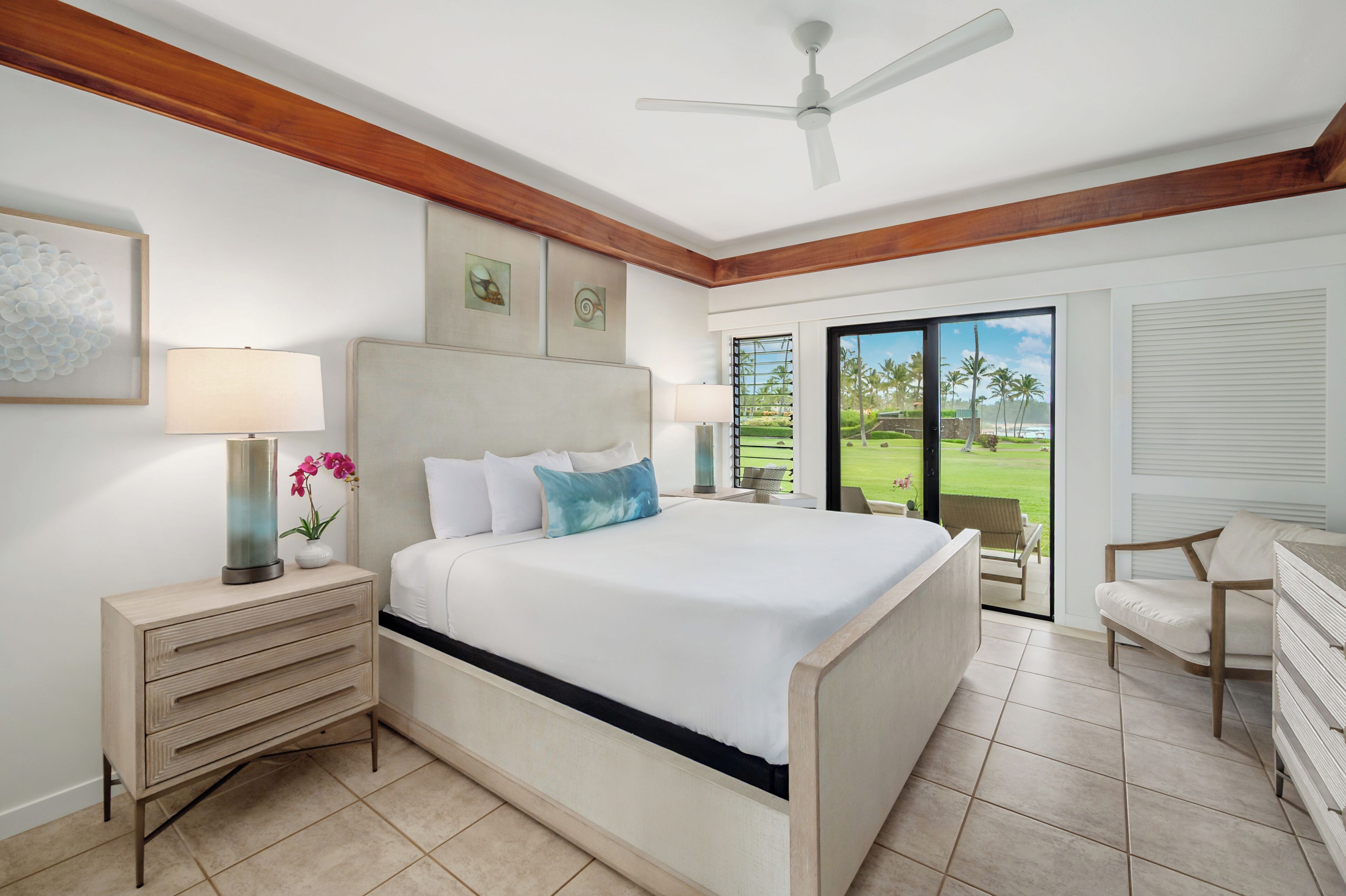 Condo, 2 Bedrooms, Oceanfront (Unit 514, 2 Bath) | In-room safe, individually decorated, individually furnished