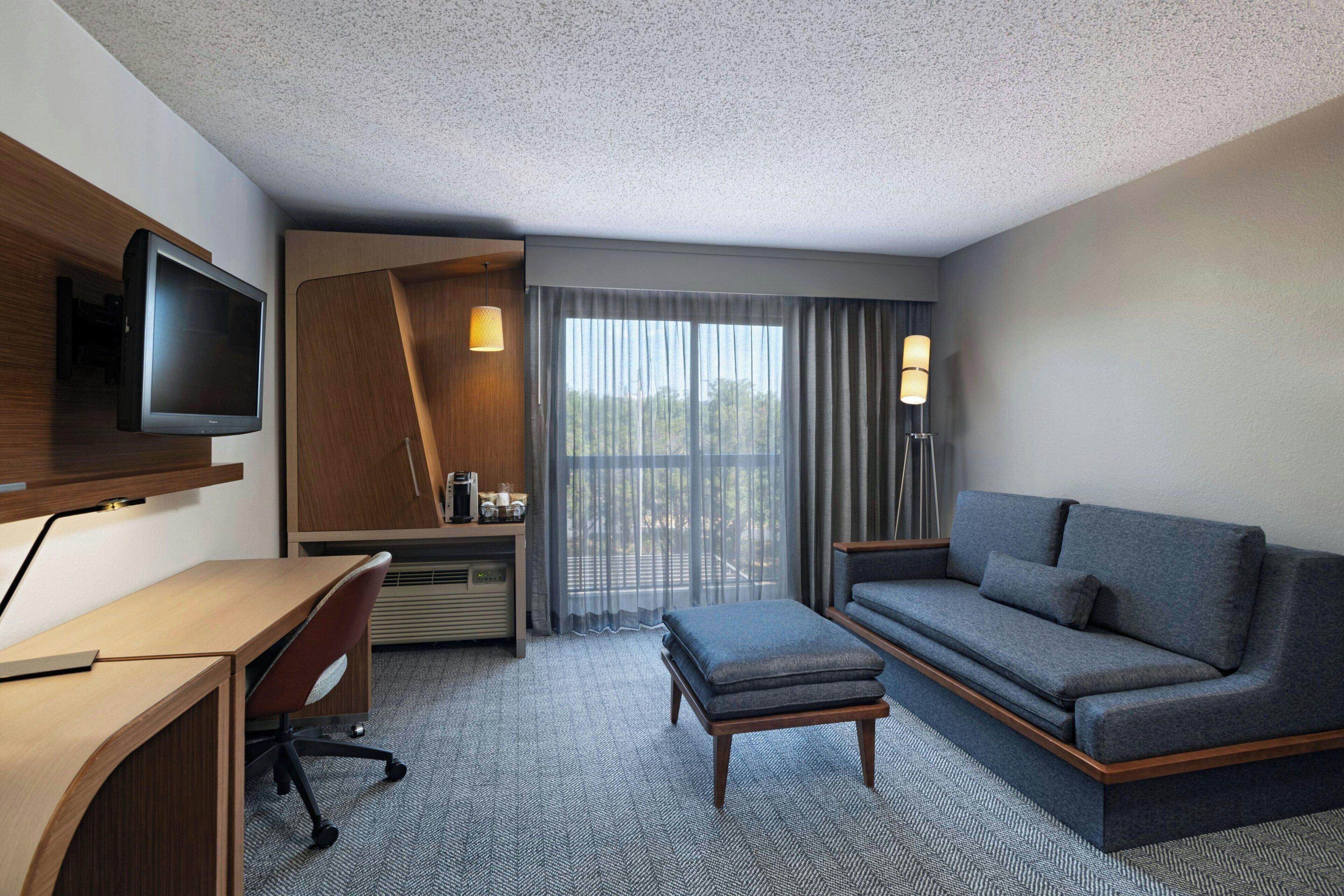 Photo - Courtyard by Marriott Austin The Domain Area