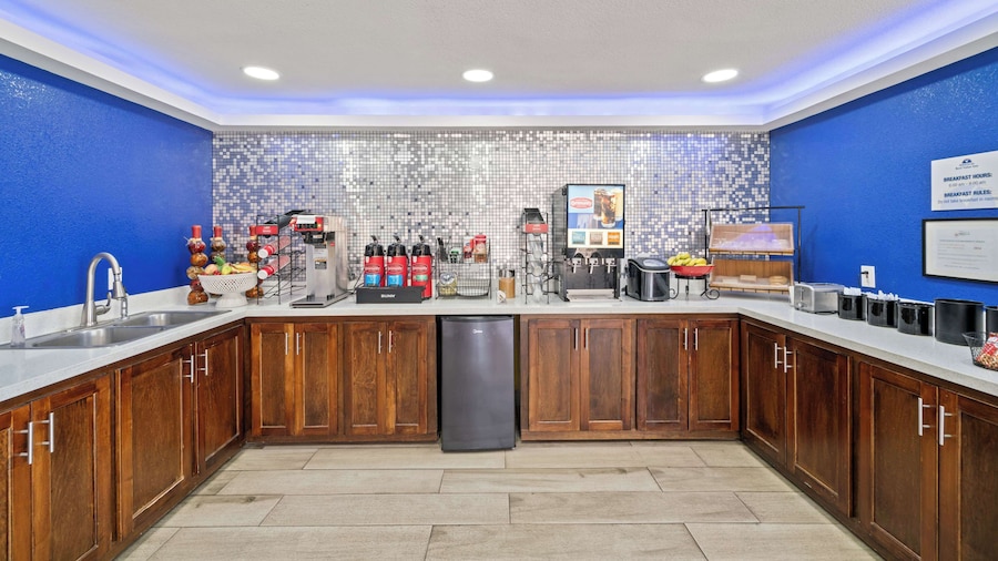 Americas Best Value Inn & Suites Brenham