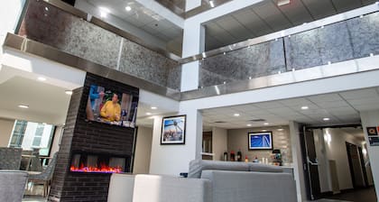 La Quinta Inn & Suites by Wyndham Dallas I-35 Walnut Hill Ln