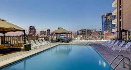 Crowne Plaza Hotel Dallas Downtown by IHG