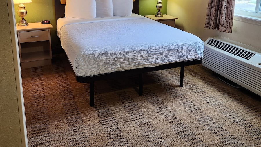 Suburban Studios Columbus - Dublin