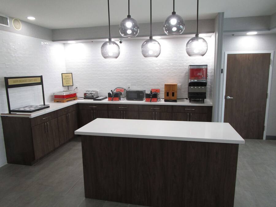 Petit déjeuner compris