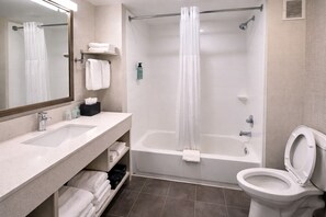 Free toiletries, hair dryer, towels, soap - Best Western Cy-Fair (Houston)