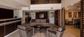 休斯顿 - 能源走廊红屋顶普拉斯酒店