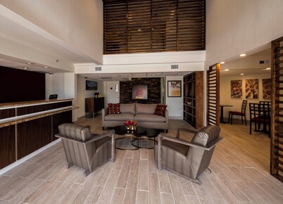 Red Roof Inn PLUS+ Houston - Energy Corridor