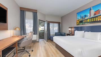Room, 1 King Bed, Non Smoking | Premium bedding, desk, laptop workspace, iron/ironing board