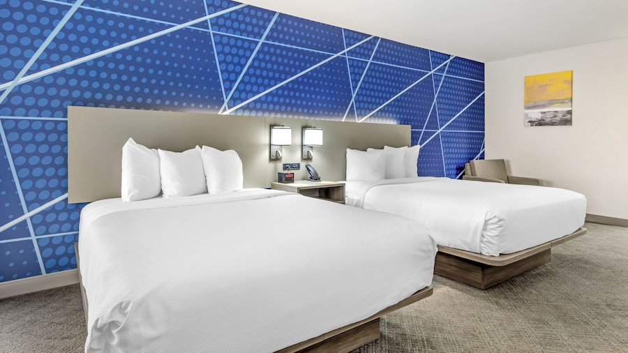 Comfort Inn & Suites Irving Las Colinas DFW