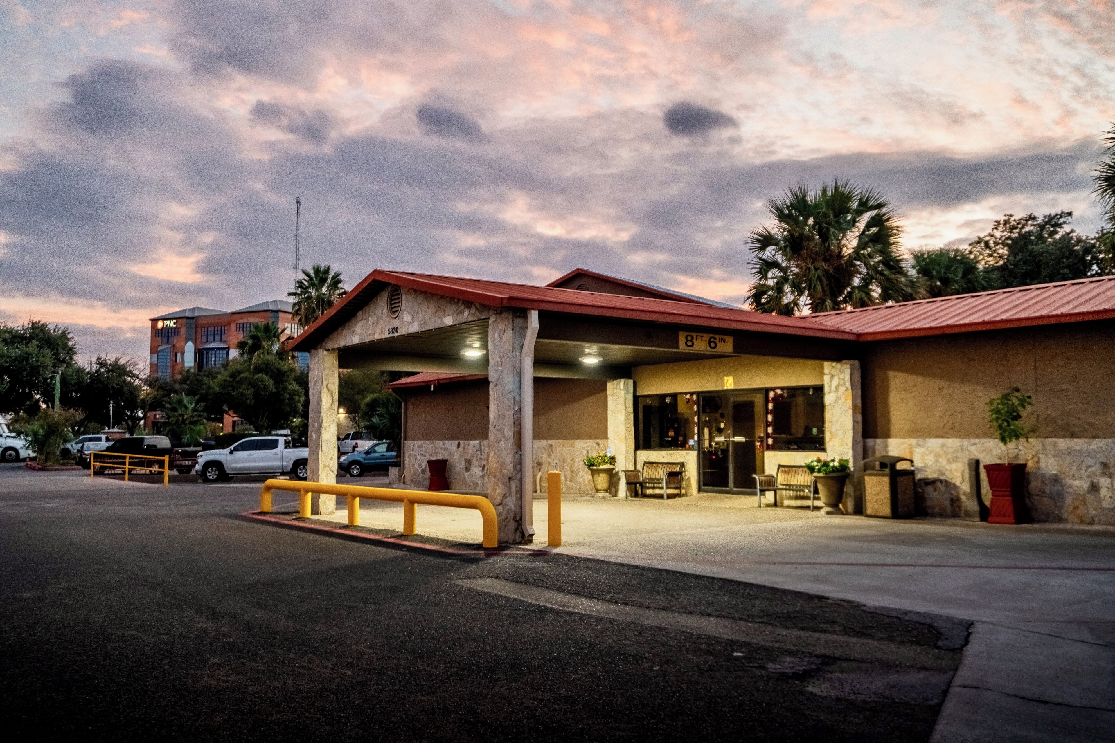 Fachada da propriedade