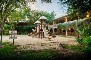 Children's play area - outdoor