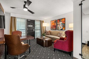 Télévision à écran plat, films à la carte