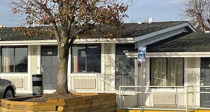 Motel 6 Hagerstown, MD