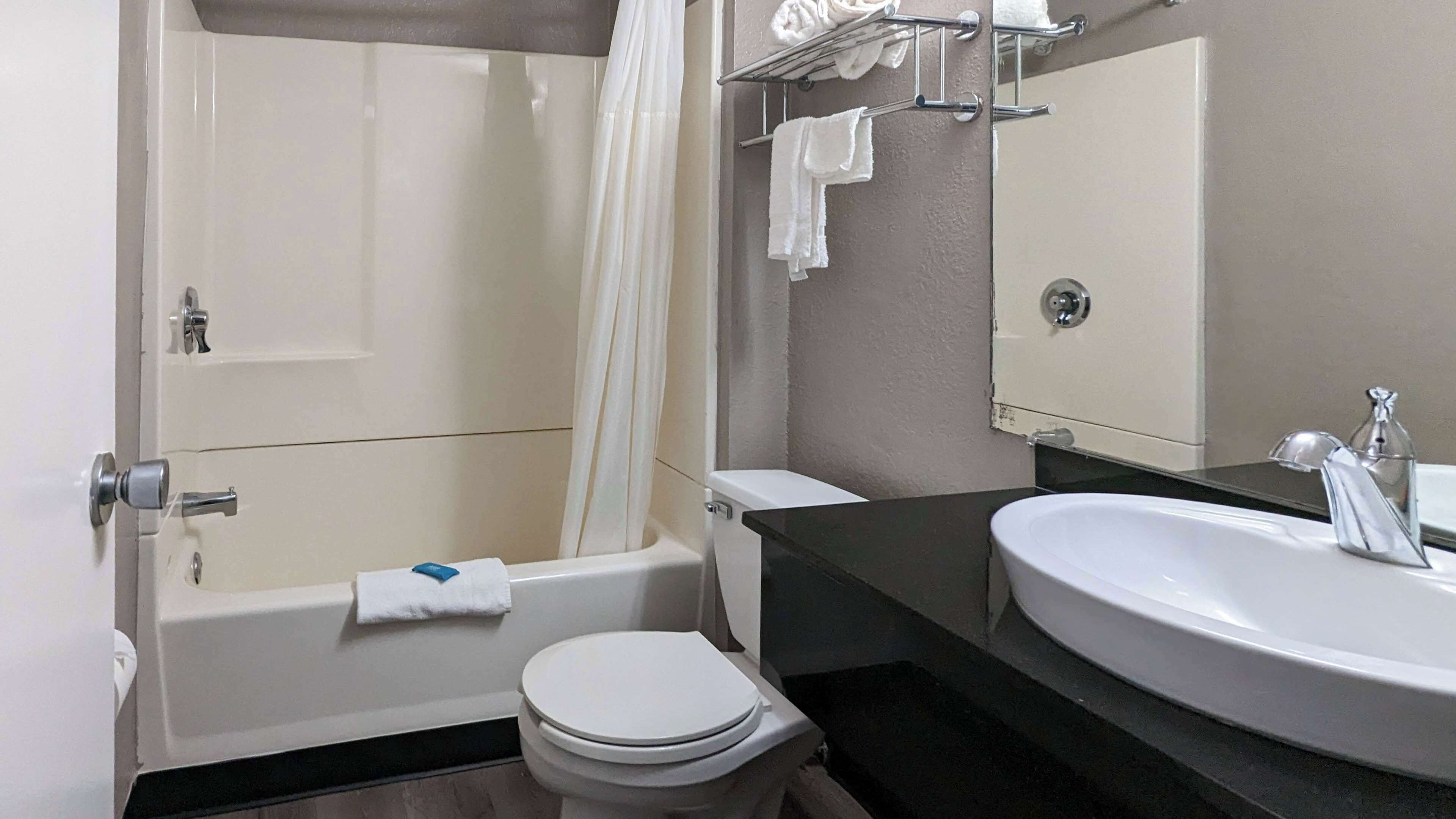 Photo - Motel 6-Danvers, MA - Boston North