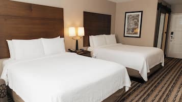 Phòng đôi, 2 giường đôi, không hút thuốc (No Pets) | Bàn, màn/rèm cản sáng, truy cập Internet không dây miễn phí