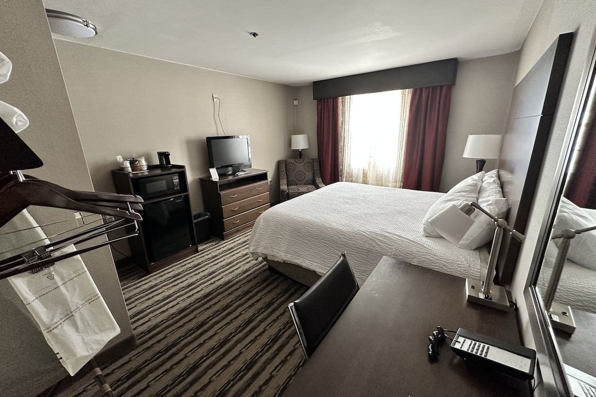 1 bedroom, desk, blackout curtains, free wifi