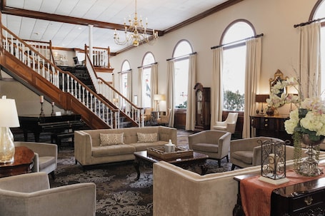 Interior. The Colonial Hotel