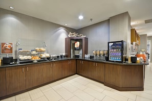 Free daily continental breakfast