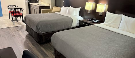 Suite, Multiple Beds, Non Smoking