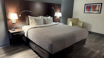 Suite, Multiple Beds, Non Smoking | Premium bedding, desk, blackout drapes, soundproofing